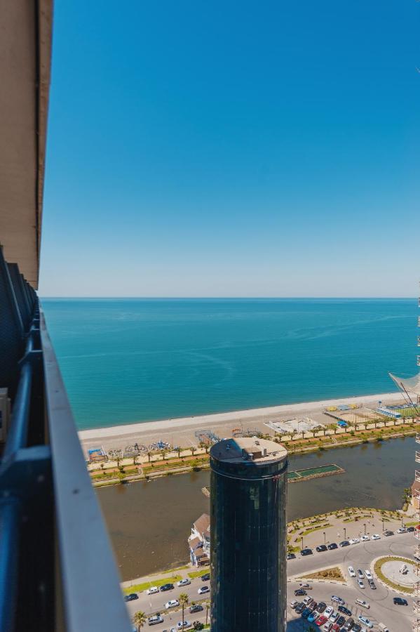 Panorama Aparthotel Orbi City Batumi Exterior photo